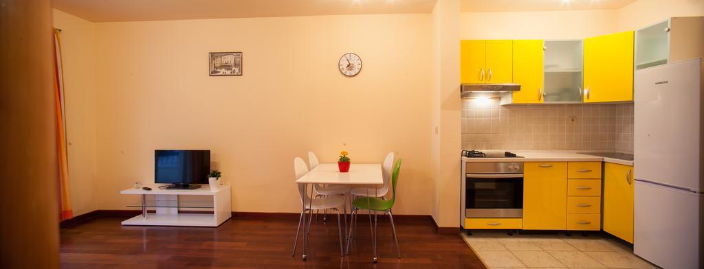 Apartments Tino Makarska Room photo